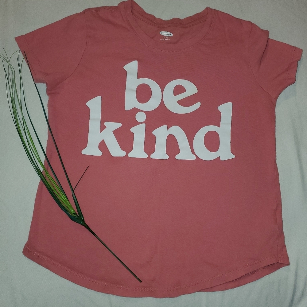 Old navy girl t shirt side 8